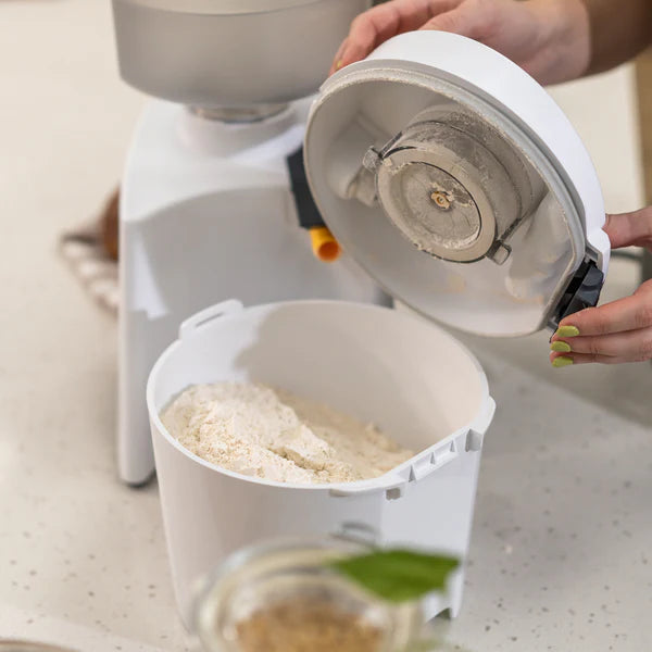 Nutrimill Impact Grain Mill (SOBRE PEDIDO)
